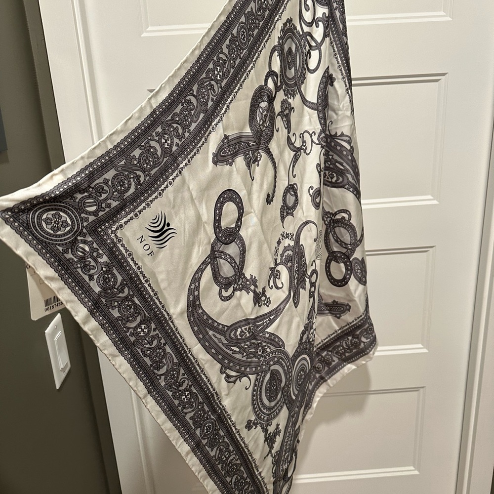 Doncaster Cream and Black Paisley Silk Scarf